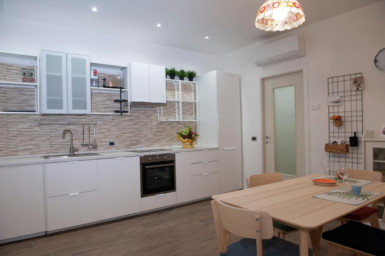 Sungarda Apartment Monzambano Eksteriør billede
