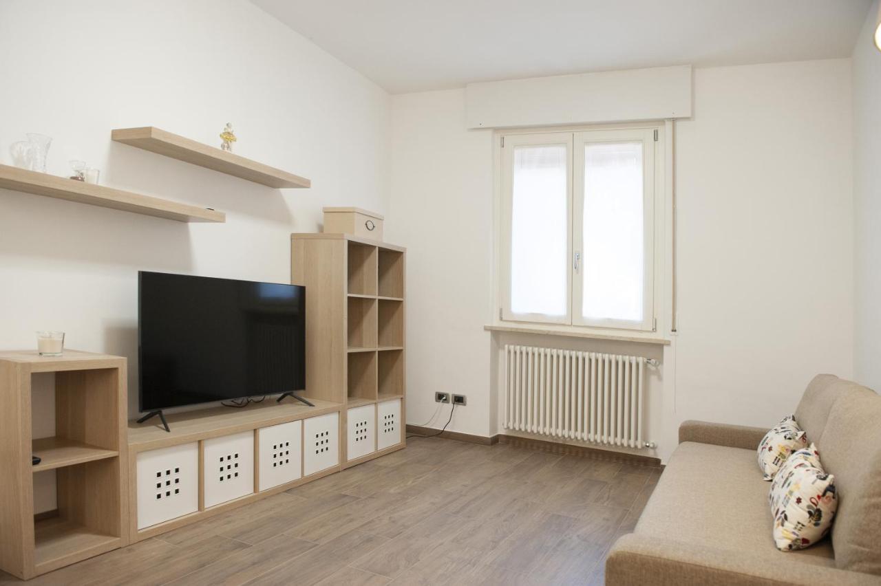 Sungarda Apartment Monzambano Eksteriør billede